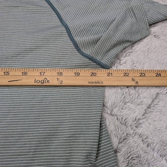 Lululemon Shirt Men's L Green White Teal Stripe Metal Vent Tech Slim Fit Gym - Picture 3 of 7